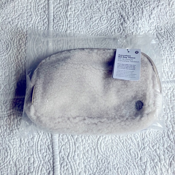 Fleece belt bag - Picture 1 of 2